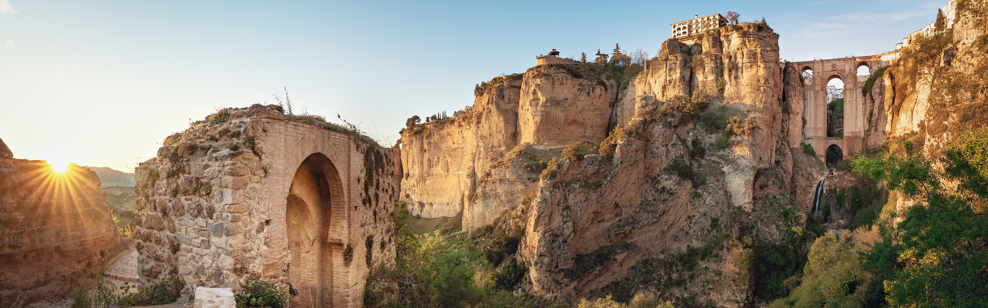 Excursión por Ronda y Setenil de las Bodegas 