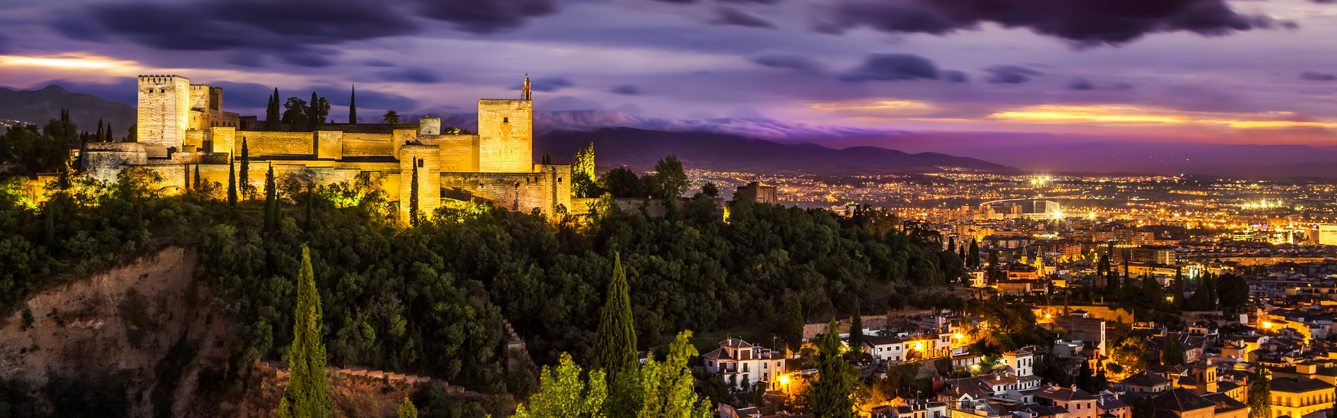 Tour nocturno por el Albaicín y Sacromonte