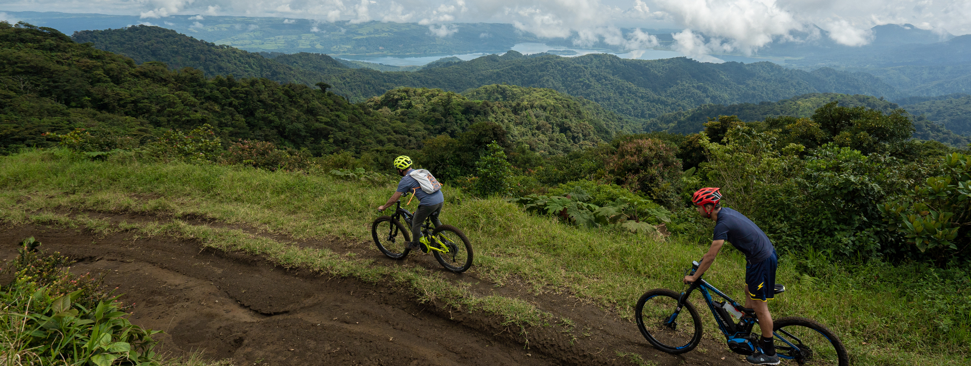 Aventura en bicicleta por Monteverde