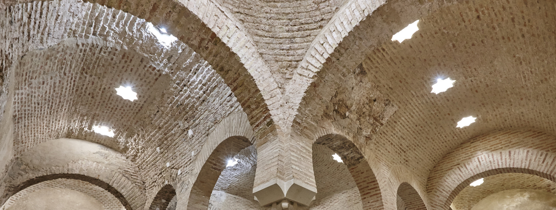 Visita los baños árabes: Hammam Al-Walad de Jaén