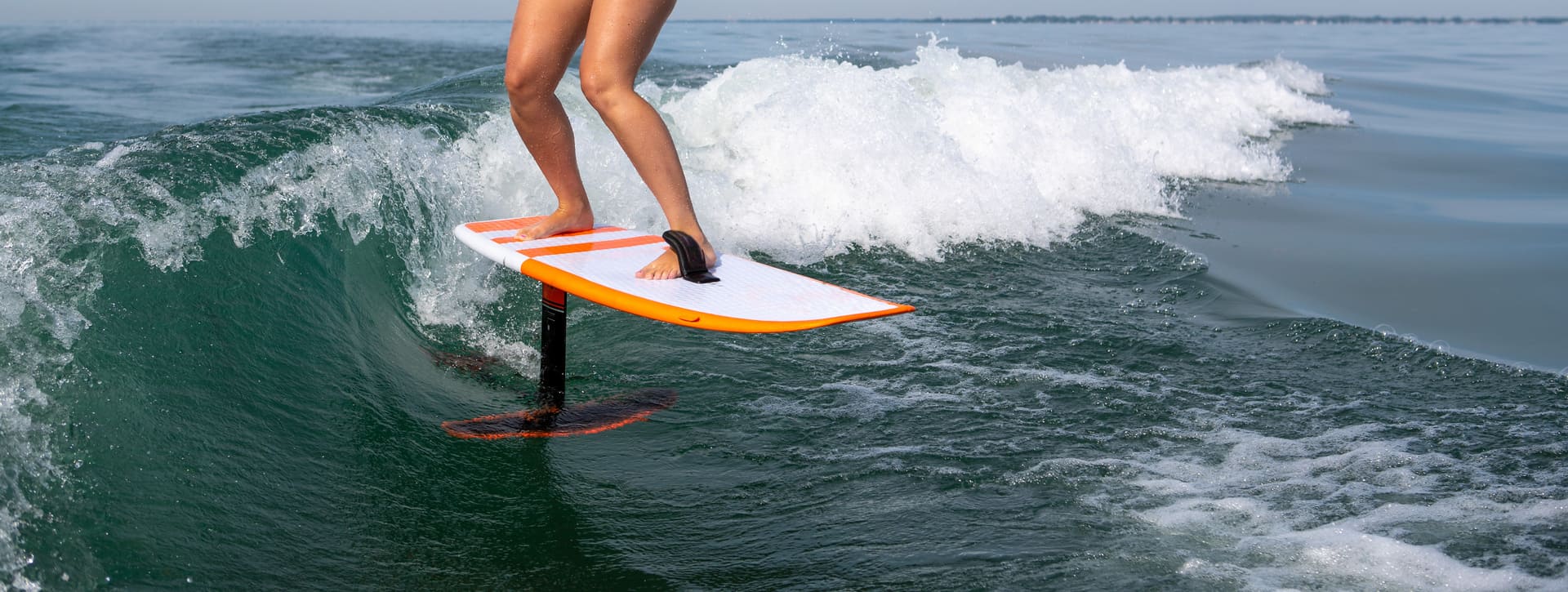 Vuela sobre el agua con la Efoild Board
