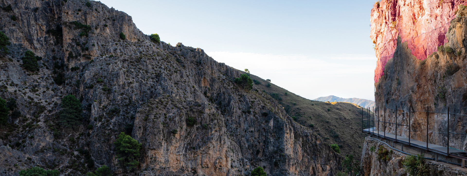 Excursión a la Garganta El Saltillo y Canillas de Aceituno