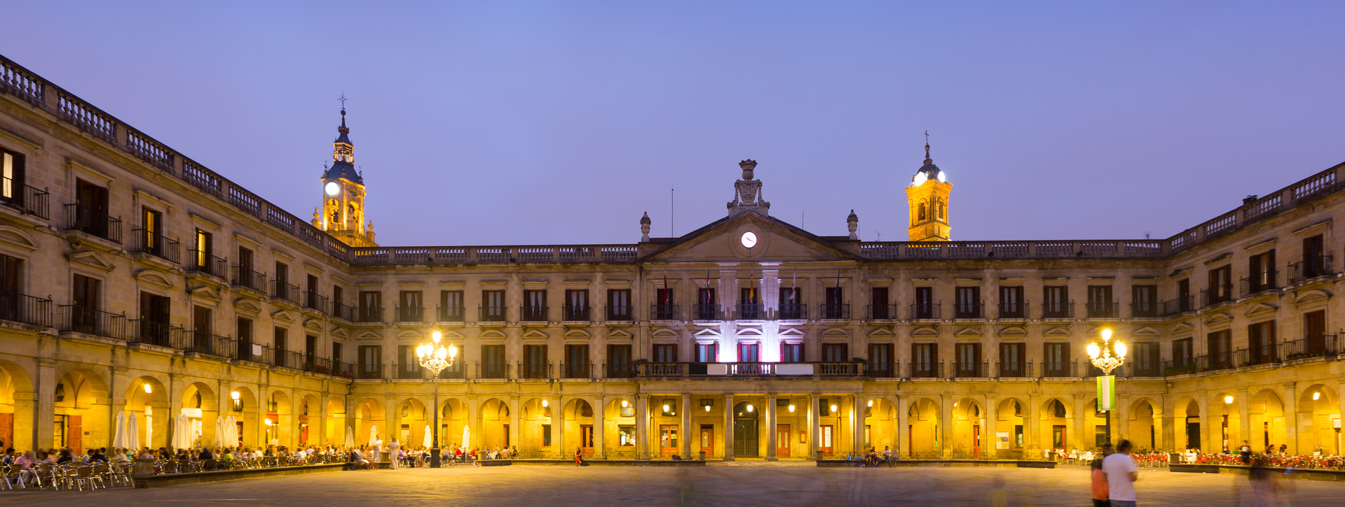 Tour nocturno por Vitoria
