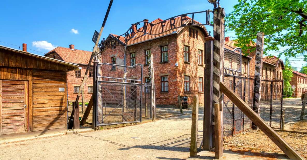 Visita a los campos de concentración Auschwitz Birkenau 